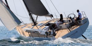 Solaris “lái” du thuyền dễ lái tới Châu Á