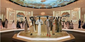 Triển lãm bom tấn “Christian Dior: Designer of Dreams”