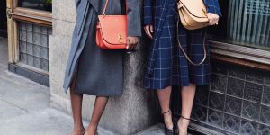 Cơn sốt mua sắm túi xách cổ điển trở lại