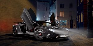 Phủ đầy đá quý cho siêu xe: thú chơi mới của giới nhà giàu?