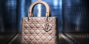 Vì sao Lady Dior luôn nằm trong danh mục túi xách nên đầu tư?