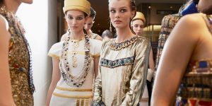 Định giá Chanel lên đến 100 tỷ euro khiến nhiều nhà đầu tư từ bỏ ý định thâu tóm?