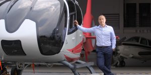 Giới siêu giàu Philippines đi làm bằng máy bay và trực thăng riêng