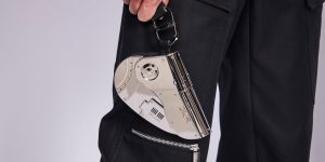 Túi cho quý ông, phụ kiện nổi bật mùa này