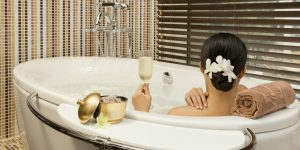 Hạ nhiệt ngày hè trong “khu vườn tĩnh lặng” của Hôtel des Arts Saigon