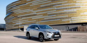 Chiến binh thầm lặng Lexus RX L với công nghệ hybrid đầy mê hoặc