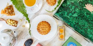 The Reverie Saigon giới thiệu 3 mẫu hộp bánh Trung Thu đẳng cấp