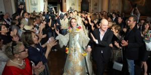 Nghịch lý thời trang: Khi ta (không) được sến