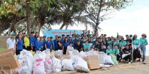 ECOXURY: The Body Shop tổ chức Ngày dọn dẹp bãi biển Long Hải