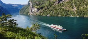 Du lịch thượng lưu ở Na Uy: Tận hưởng cảnh quan thiên nhiên từ siêu du thuyền