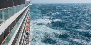 Hiểu về bảo hiểm y tế và rủi ro chấn thương trước khi du lịch tàu biển