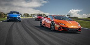 Car review: Lái thử Huracán EVO Lamborghini