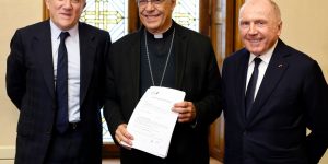 Ông chủ Gucci, Alexander McQueen, Yves Saint Laurent có đế chế xa xỉ đến mức nào?