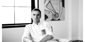 Raf Simons: Sự khai sáng của Maison Martin Margiela và ý nghĩa trí tuệ của thời trang