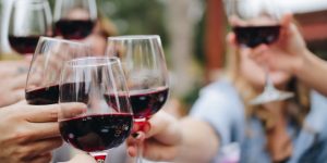 ECOXURY: 3 lựa chọn thưởng thức rượu vang thân thiện với môi trường