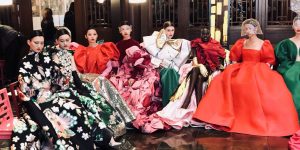 Có một Valentino lụa là gấm vóc tại Bắc Kinh