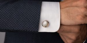 8 cặp khuy măng sét phong cách cho quý ông trong mùa lễ hội