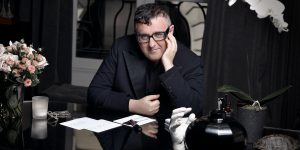 Alber Elbaz bắt tay cùng Richemont: Theo sau LVMH, hướng đến thế hệ Millennials và gen Z