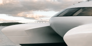 Porsche ra mắt Royal Falcon One: “Tàu vũ trụ trên mặt nước”