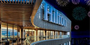 Thưởng thức tiệc Giáng Sinh và cuối năm sang trọng tại Hilton Da Nang