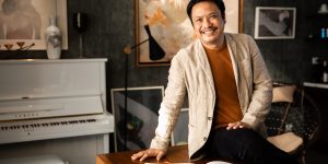 Họa sĩ Bùi Tiến Tuấn và mối tơ duyên với tranh lụa