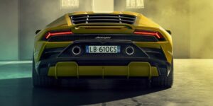 Lamborghini Huracán EVO RWD: Sự trở lại đầy hoang dã