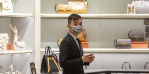 Buisness of Luxury: Cập nhật lại kế hoạch kinh doanh 2020 sau Covid-19