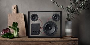 Transparent Speaker: Bộ loa trong suốt đẹp tối giản mang phong cách Bắc Âu