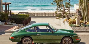 Bốc thăm trúng thưởng Porsche 911 gắn động cơ Tesla Model S