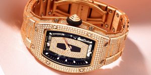 Vàng, da, lụa, cao su và cá sấu – vì sao dây đeo Richard Mille lại được nhiều phụ nữ yêu thích?