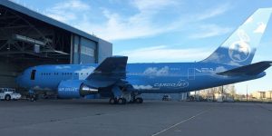 Covid-19: Rapper Drake bị chỉ trích khi khoe máy bay 185 triệu USD giữa đại dịch