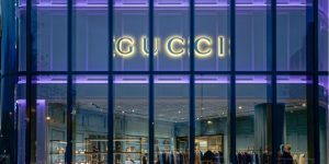 Tập đoàn Kering bị ảnh hưởng nghiêm trọng hơn dự đoán do đại dịch COVID-19