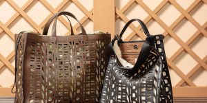 LUXUO Spend: Fendi ra mắt mẫu túi Peekaboo trứ danh chất liệu bền vững