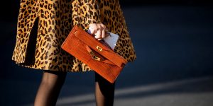 Cảnh báo ngành xa xỉ: “Gia tài 30 năm có thể bị xóa sạch trong vài tháng!”