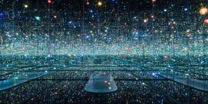Bí mật ẩn sau tác phẩm sắp đặt Infinity Mirror của Yayoi Kusama