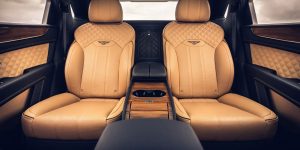Hàng ghế sau là quan trọng nhất của một chiếc xe hơi sang trọng