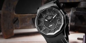 Dành cho mùa hè: Corum Admiral 42 Automatic Full Black