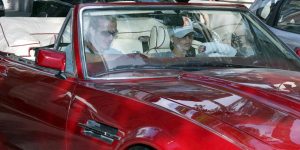 Aston Martin Volante 1987 của David Beckham đã sẵn sàng về tay chủ mới với 550.000 USD