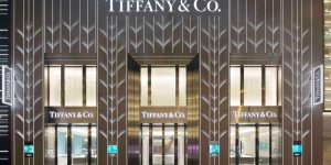 Doanh số bán hàng Tiffany & Co tăng 90% ở Trung Quốc