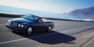 Điều gì đã xảy ra với Bentley Azure?