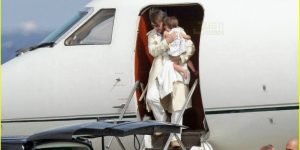 The Lux List: Những món quà đắt giá nhất thế giới từ các gia đình ngôi sao