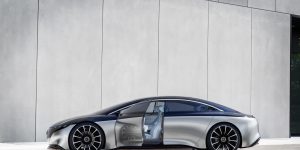 Xe điện flagship của Mercedes EQS sẽ soán ngôi vương của Tesla?