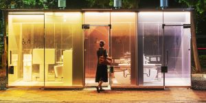Nhà vệ sinh công cộng trong suốt an toàn và hiện đại nhất thế giới ở Nhật Bản