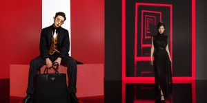 LUXUO Point: Trong khi cả thế giới chạy theo trực tuyến vì COVID-19, Prada đi chậm hơn nhưng lại thành công hơn