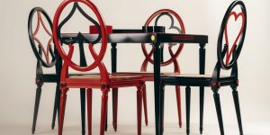 LUXUO Spend: BST nội thất và đồ ăn Dior – Quân bài, biểu tượng may mắn, thuật bói toán và những lời tiên tri