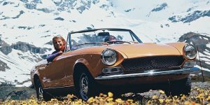 5 mẫu xe mui trần cổ điển cực ấn tượng với giá dưới 10.000 USD