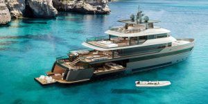 Du thuyền thám hiểm B.Yond của Benetti