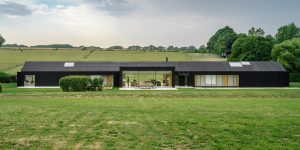 Nhà ở nông trại: Tiện nghi giữa thảo nguyên xanh