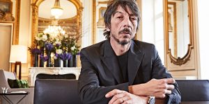 Thế giới đã thay đổi, thời trang cao cấp có nên tiếp bước?