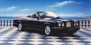 Điều gì đã xảy ra với Bentley Azure?